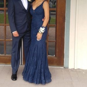 Prom dress: Navy blue mermaid dress